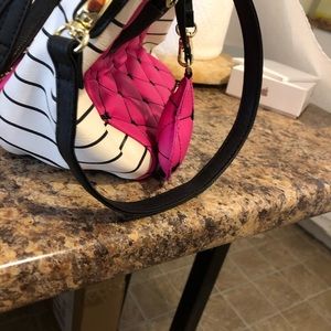 Top handle Betsey Johnson bag